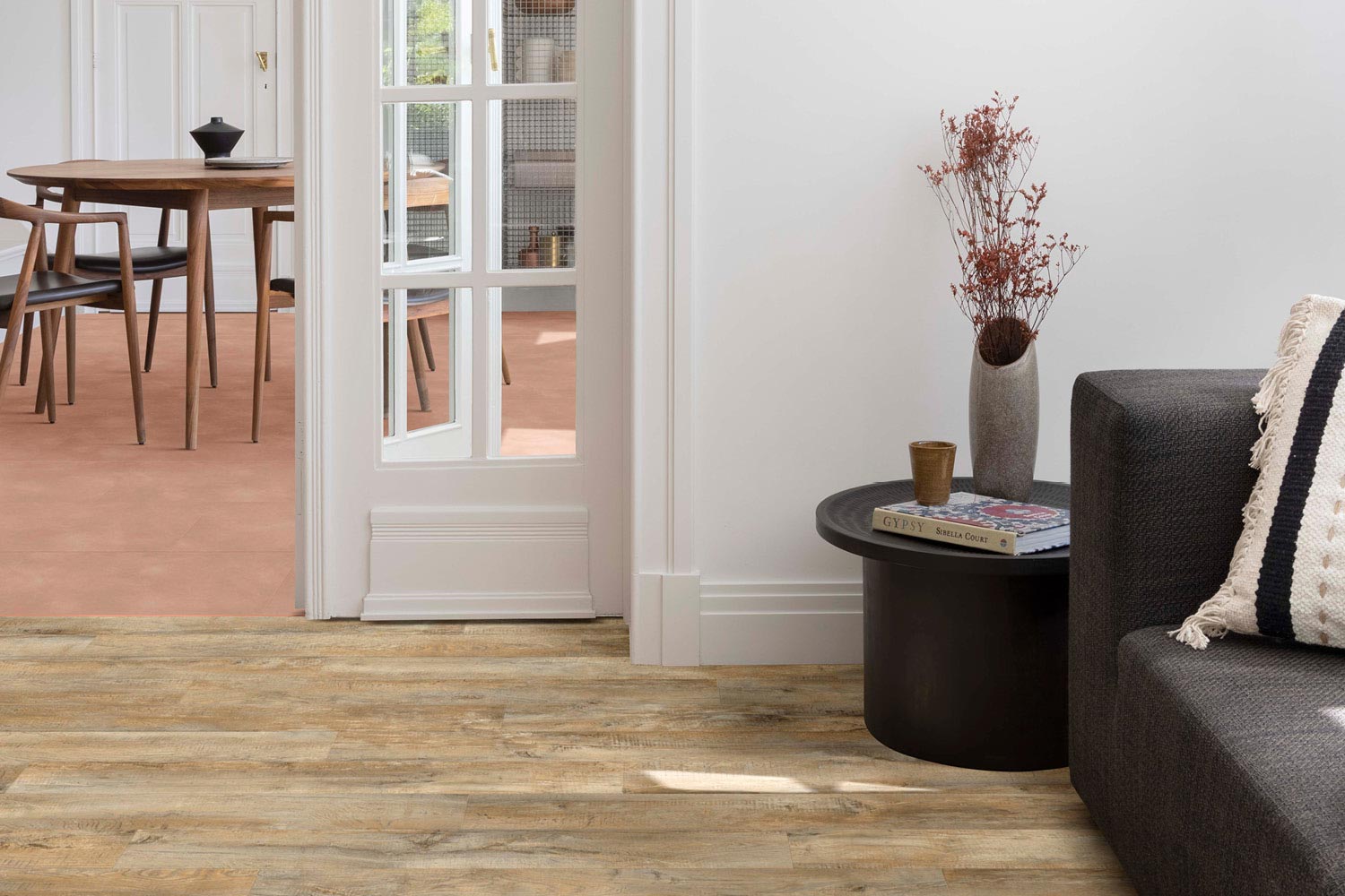Luxury vinyl flooring - Roots collection -Escape to the desert style - Country Oak 24918 - Mattina 46547